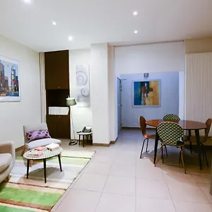 Du Mont Louis 2* Paris